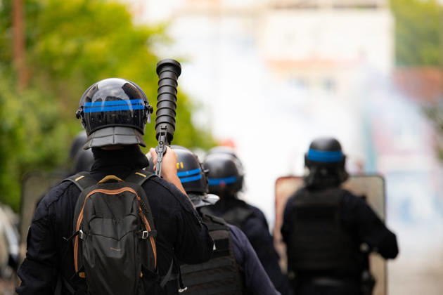 Student Protesters Clash With CRS In Toulouse - France French police deploy LBD (lanceur de balles de défense) during a student protest in Toulouse, France on October 13, 2026. Photo by Nathan Barange ABACAPRESS.COM Toulouse HAUTE-GARONNE France  Copyright: xBarangexNathan ABACAx