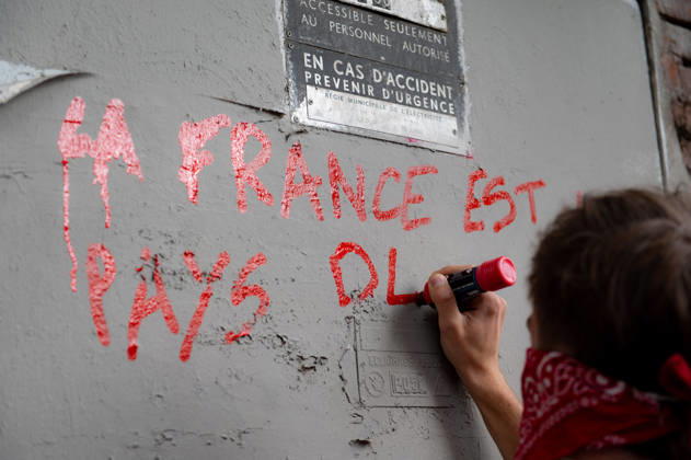 Student Protesters Clash With CRS In Toulouse - France Protesters during a student protest in Toulouse, France on October 13, 2026. Photo by Nathan Barange ABACAPRESS.COM Toulouse HAUTE-GARONNE  Copyright: xBarangexNathan ABACAx