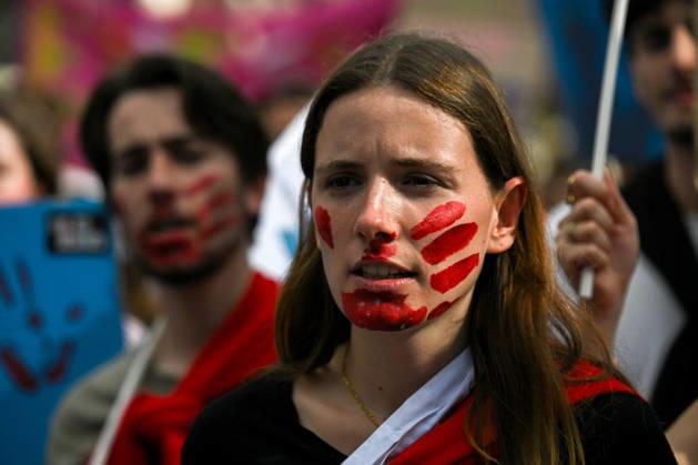 The two protests by high school students and workers unions converge at Place Vauban in Paris on October 13, 2026. - 13 10 2026 - France Ile-de-France (region) Paris - JulienxMattiax xLexPictorium LePictorium_0343271