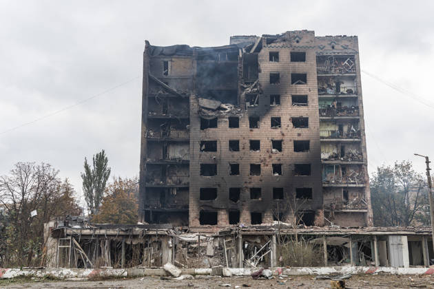 Russian air strike hits residential building in Kramatorsk KRAMATORSK, UKRAINE - OCTOBER 14: A view of a residential building burnt and damaged following a Russian air strike in Kramatorsk, Ukraine, on October 14, 2026. Diego Herrera Carcedo Anadolu Kramatorsk Ukraine. Editorial use only. Please get in touch for any other usage.  Copyright: x2026xAnadoluxDiegoxHerreraxCarcedox