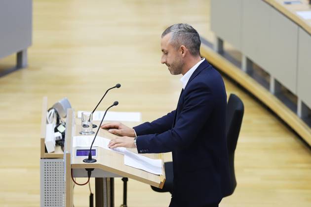 Magdeburg, Saxony-Anhalt, Germany, October 14, 2026 State Parliament Special Session: Ulrich Siegmund (AfD) delivers a speech on the introduction of a joint motion with the BSW to advocate for peace talks in the war in Ukraine Copyright: xdtsxNachrichtenagenturx dts_138757