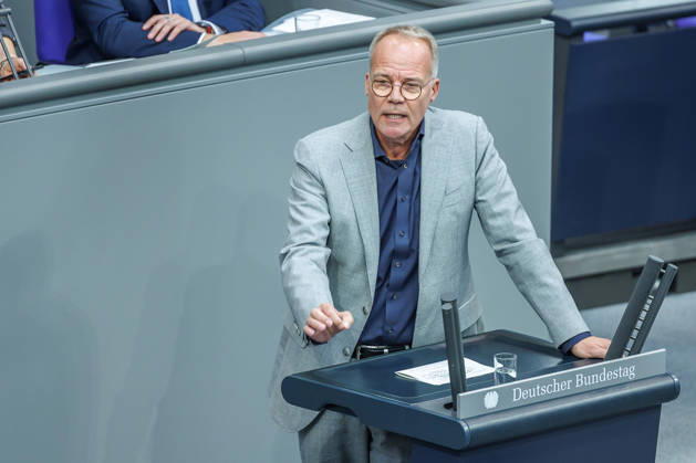 Bundestag: Matthias Miersch (SPD) at the German Bundestag on October 14, 2026, in Berlin, Berlin, Berlin, Germany, Bundestag