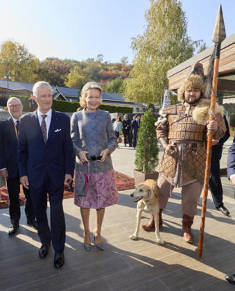 Belgian Royal Couple s State Visit to Central Asia - Day 4 - Kazakhstan King Philippe of Belgium and Queen Mathilde visit the traditional Cultural Performance in Almati, Kazakhstan on October 14, 2026. Last day of the fficial visit of royal couple in Kazakhstan. Photo by Olivier Polet ABACAPRESS.COM Kazakhstan  Copyright: xPoletxOlivier ABACAx