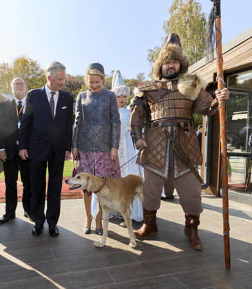 Belgian Royal Couple s State Visit to Central Asia - Day 4 - Kazakhstan King Philippe of Belgium and Queen Mathilde visit the traditional Cultural Performance in Almati, Kazakhstan on October 14, 2026. Last day of the fficial visit of royal couple in Kazakhstan. Photo by Olivier Polet ABACAPRESS.COM Kazakhstan  Copyright: xPoletxOlivier ABACAx