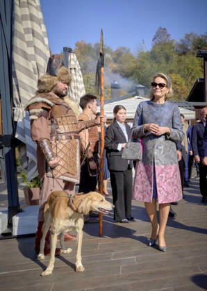 Belgian Royal Couple s State Visit to Central Asia - Day 4 - Kazakhstan King Philippe of Belgium and Queen Mathilde visit the traditional Cultural Performance in Almati, Kazakhstan on October 14, 2026. Last day of the fficial visit of royal couple in Kazakhstan. Photo by Olivier Polet ABACAPRESS.COM Kazakhstan  Copyright: xPoletxOlivier ABACAx
