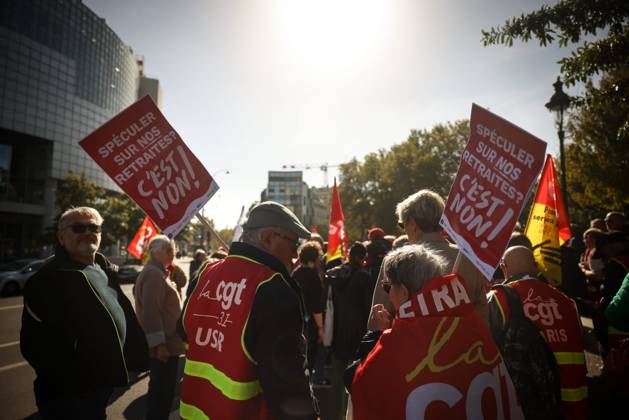 PENSION PROTEST Thomas Padilla MAXPPP Paris FRANCE October 14, 2026 PROTEST IN DEFENSE OF PENSIONS NEAR THE AGIRC ARRCO HEADQUARTERS—a demonstration called by the CGT trade union to demand that supplemental pensions be indexed to inflation following the 2026 freeze, between Place de la Bastille and the headquarters of the Agirc Arrco pension scheme, in Paris, on October 14, 2026, Paris, FRANCE  Copyright: xMAXPPPxThomasxPadillax TPA261014019 TPA261014019