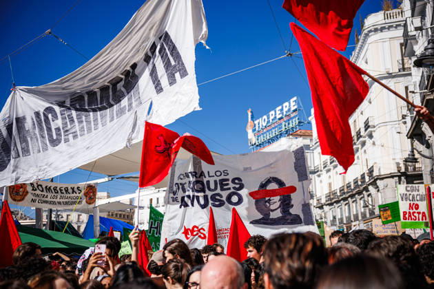 Gathering at Puerta del Sol due to the indefinite public education strike in Madrid. Gathering at Puerta del Sol due to the indefinite public education strike in Madrid. The indefinite strike by Madrid s teaching staff began this Wednesday, October 14. Teachers, students, and families are mobilizing at all levels, from preschool to university. October 14, 2026 in Madrid, Spain. Madrid Spain Copyright: xPabloxGarcia PGSxPhotoxAgencyx