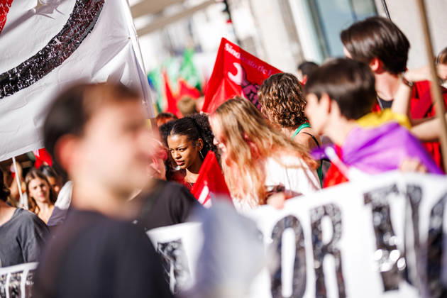 Gathering at Puerta del Sol due to the indefinite public education strike in Madrid. Gathering at Puerta del Sol due to the indefinite public education strike in Madrid. The indefinite strike by Madrid s teaching staff began this Wednesday, October 14. Teachers, students, and families are mobilizing at all levels, from preschool to university. October 14, 2026 in Madrid, Spain. Madrid Spain Copyright: xPabloxGarcia PGSxPhotoxAgencyx
