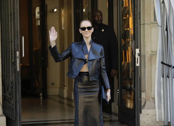 Céline Dion greets her fans as she leaves theRoyal Monceau Hotel in Paris before heading to the La Plénitude Arena at Paris La Défense to continue her concert series on October 14, 2026 Marc Ausset Lacroix Bestimage Céline Dion greets fans as she leaves the Royal Monceau Hotel in Paris before heading to the La Plénitude Arena at Paris La Défense to continue her concert series on October 14, 2026, Paris, France  Copyright: xMarcxAussetxLacroixx xBestimagexMarcxAussetxLacroixx xBestimagex