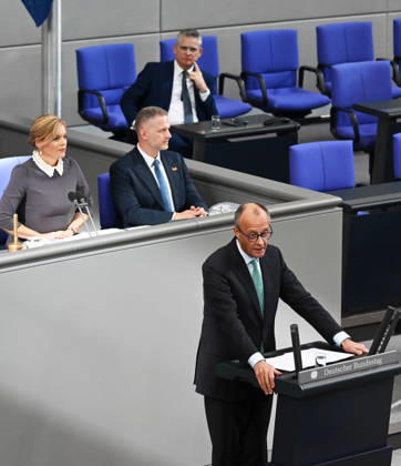 German Chancellor Friedrich Merz delivers government statement in Berlin ahead of EU Summit BERLIN, GERMANY – OCTOBER 14: German Chancellor Friedrich Merz delivers a government statement ahead of the upcoming meeting of the European Council in the Bundestag in Berlin, Germany, on October 14, 2026. Volodymyr Sindieiev Anadolu Berlin Germany. Editorial use only. Please get in touch for any other usage.  Copyright: x2026xAnadoluxVolodymyrxSindieievx