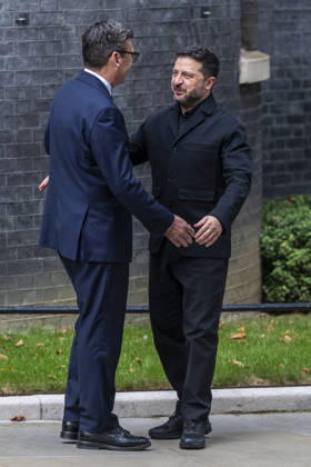 October 14, 2026, London, London, UK: LONDON, UK. Volodymyr Zelensky, President of Ukraine, visits Downing Street for talks with Andy Burnham, Prime Minister, who will underline the UK s rock-solid support for Ukraine as long as it takes. The 12th Company Irish Guards stood either side of the door of Number 10. London UK  - ZUMAl94_ 20261014_zaf_l94_042 Copyright: xStephenxChungx