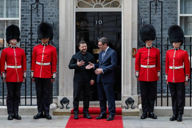 October 14, 2026, London, England, United Kingdom: British Prime Minister Andy BURNHAM welcomes Ukrainian President Volodymyr ZELENSKYY outside 10 Downing Street in London, United Kingdom, ahead of their meeting to discuss support for Ukraine. London United Kingdom  - ZUMAk172 20261014_zip_k172_075 Copyright: xThomasxKrychx