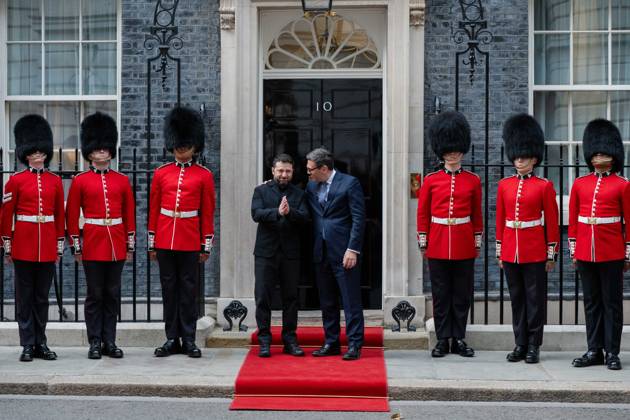 October 14, 2026, London, England, United Kingdom: British Prime Minister Andy BURNHAM welcomes Ukrainian President Volodymyr ZELENSKYY outside 10 Downing Street in London, United Kingdom, ahead of their meeting to discuss support for Ukraine. London United Kingdom - ZUMAk172 20261014_zip_k172_067 Copyright: xThomasxKrychx