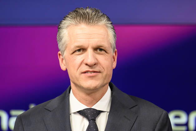 Pictured, from left: Thorsten Frei, CDU Union parliamentary group leader, GER, Berlin, studio, guest on *Maischberger*, political talk show, TV, program, with host Sandra Maischberger, Das Erste, from Adlershof, Studio 20, October 14, 2026, Copyright: HMBxMedia UwexKoch