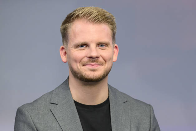 Pictured, from left: Tim Klüssendorf, SPD Secretary General, GER, Berlin, studio, guest on Maischberger, political talk show, TV, program, with host Sandra Maischberger, Das Erste, from Adlershof, Am Studio 20, October 14, 2026, Copyright: HMBxMedia UwexKoch