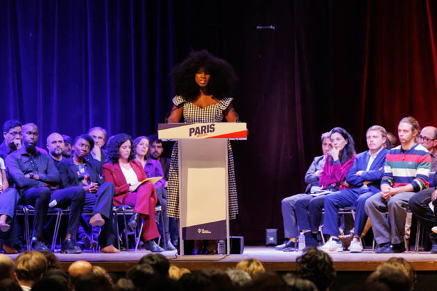 October 14, 2026: This Wednesday, October 14th, at 7:00 PM, La France Insoumise organized a large public meeting at the Salle Olympe de Gouges in support of Jean-Luc Mo lenchon s presidential candidacy. Louis Boyard, Manon Aubry, Assa Traoro , Sophia Chikirou, DanioÂ¨le Obono, and Sarah Legrain participated.  - ZUMAs287 20261014_zip_s287_011 Copyright: xSadakxSouicix