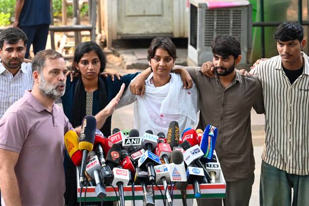NEW DELHI, INDIA - OCTOBER 14: LoP Lok Sabha Rahul Gandhi with the NSUI protesters who were beaten in yesterday s protest share their experiences during a media interaction at 10 Janpath on October 14, 2026 in New Delhi, India. (Photo by Vipin Kumar Hindustan Times) LoP Rahul Gandhi Address Press Conference On Alleged Use Of Force Against NSUI Workers During Protest