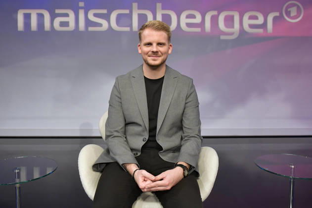 Tim Klüssendorf on the ARD talk show *maischberger* at the studio in Berlin-Adlershof, Berlin, October 14, 2026 Foto:xM.xBehrensx xFuturexImagex maischberger1410_6033