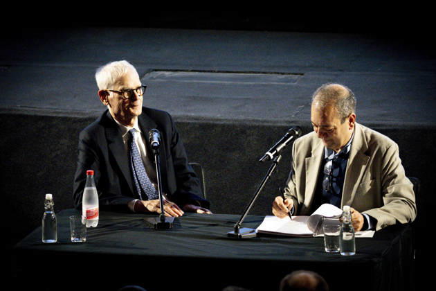 Entertainment Bilder des Tages PEOPLE : Festival Lumiere - Lyon 15 10 2026 Caleb Deschanel hosting a master class at the 18th Lumière Film Festival Lumière in Lyon (France) on October 15, 2026. Photo by Sandrine Thesillat PsNewZ  Copyright: xSandrinexThesillatx