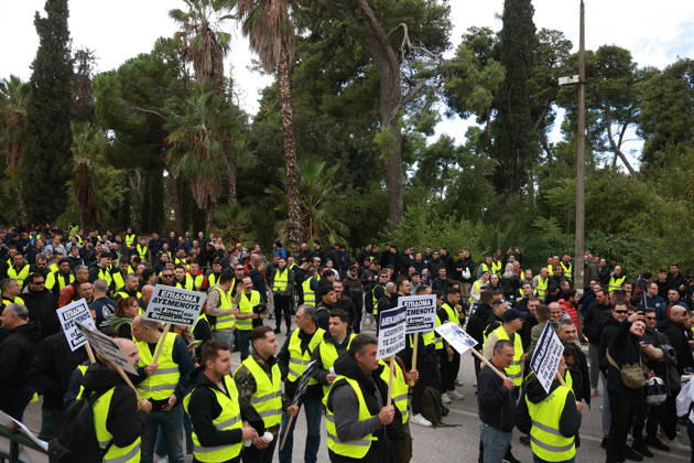 Police officers stage protest outside Ministry of Citizen Protection in Athens ATHENS, GREECE - OCTOBER 15: Police officers take part in a protest demanding higher wages, housing support and improved working conditions, outside the Ministry of Citizen Protection in Athens, Greece, on October 15, 2026. Costas Baltas Anadolu Athens Greece. Editorial use only. Please get in touch for any other usage.  Copyright: x2026xAnadoluxCostasxBaltasx