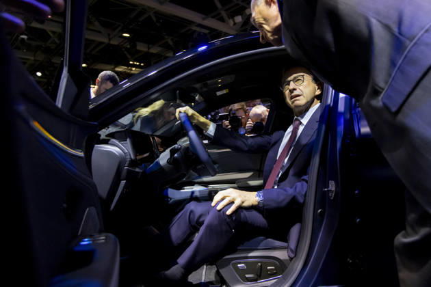 Paris, France October 15, 2026 - Paris Motor Show - Bruno Retailleau POLITIQUE, RETAILLEAU, LR, LES REPUBLICAINS, CAMPAGNE ELECTORALE, SALON DE L AUTOMOBILE, VOITURE, ECONOMIE  Copyright: xVincentxIsorex