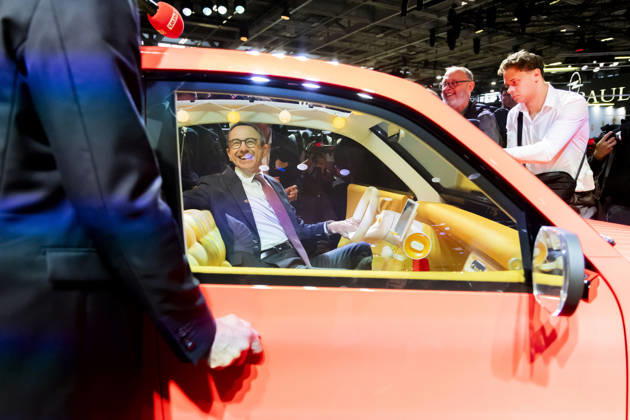 Paris, France October 15, 2026 - Paris Motor Show - Bruno Retailleau POLITIQUE, RETAILLEAU, LR, LES REPUBLICAINS, CAMPAGNE ELECTORALE, SALON DE L AUTOMOBILE, VOITURE, ECONOMIE, 2CV, CITROEN  Copyright: xVincentxIsorex