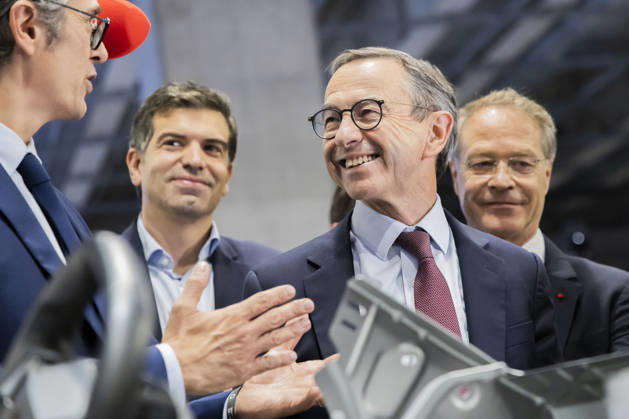 Paris, France October 15, 2026 - Paris Motor Show - Bruno Retailleau, Jonas Haddad POLITIQUE, RETAILLEAU, LR, LES REPUBLICAINS, CAMPAGNE ELECTORALE, SALON DE L AUTOMOBILE, VOITURE, ECONOMIE  Copyright: xVincentxIsorex