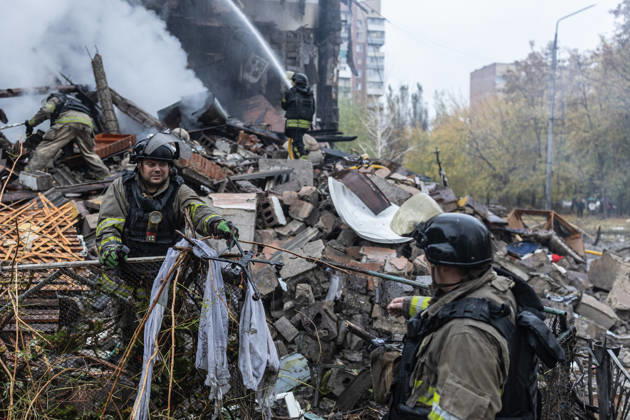 Russian Guided-Bomb Attack in Sloviansk SLOVIANSK, UKRAINE - OCTOBER 15: Ukrainian rescue workers and firefighters are trying to locate Olya’s body under the rubble of a residential building following a Russian guided-bomb attack in Sloviansk, Ukraine, on 15 October 2026 Diego Herrera Carcedo Anadolu Sloviansk Ukraine. Editorial use only. Please get in touch for any other usage.  Copyright: x2026xAnadoluxDiegoxHerreraxCarcedox