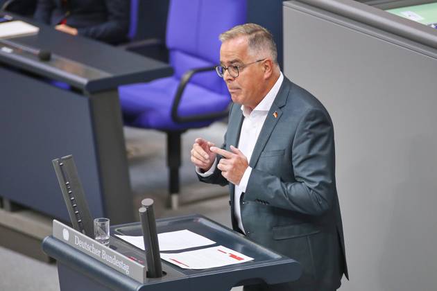 Berlin, Germany, October 15, 2026 German Bundestag 102nd Session Hans Jürgen Goßner, AfD Copyright: xdtsxNachrichtenagenturx dts_139266