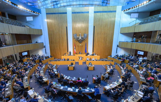 Vienna, October 15, 2026 103rd Session of the National Council Urgent inquiry by the FPÖ combined with a motion of no confidence against the entire government PHOTO Members of Parliament in the chamber 103rd session of the National Council National Council, National Council session, parliamentary session, Parliament, Plenary Session 103rd Session of the National Council