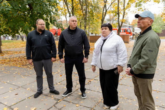 Russian attack towards civilian infrastructure in Ukraine’s Poltava DNIPRO, UKRAINE - OCTOBER 15: (----EDITORIAL USE ONLY - MANDATORY CREDIT - DNIPROPETROVSK REGIONAL MILITARY ADMINISTRATION OF UKRAINE HANDOUT - NO MARKETING NO ADVERTISING CAMPAIGNS - DISTRIBUTED AS A SERVICE TO CLIENTS---- HANDOUT - NO MARKETING NO ADVERTISING CAMPAIGNS - DISTRIBUTED AS A SERVICE TO CLIENTS----) A view of the destruction after the Russian combined attack towards civilian infrastructure and damaged a school building, an apartment building, three private houses, an administrative building, and four vehicles on Poltava, Ukraine on October 15, 2026. Dnipropetrovsk Regional Military Anadolu Dnipropetrovs ka Oblast Ukraine. Editorial use only. Please get Copyright: x2026xAnadoluxDnipropetrovskxRegionalxMilitaryx
