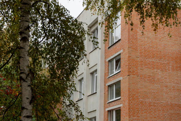 Russian attack towards civilian infrastructure in Ukraine’s Poltava DNIPRO, UKRAINE - OCTOBER 15: (----EDITORIAL USE ONLY - MANDATORY CREDIT - DNIPROPETROVSK REGIONAL MILITARY ADMINISTRATION OF UKRAINE HANDOUT - NO MARKETING NO ADVERTISING CAMPAIGNS - DISTRIBUTED AS A SERVICE TO CLIENTS---- HANDOUT - NO MARKETING NO ADVERTISING CAMPAIGNS - DISTRIBUTED AS A SERVICE TO CLIENTS----) A view of the destruction after the Russian combined attack towards civilian infrastructure and damaged a school building, an apartment building, three private houses, an administrative building, and four vehicles on Poltava, Ukraine on October 15, 2026. Dnipropetrovsk Regional Military Anadolu Dnipropetrovs ka Oblast Ukraine. Editorial use only. Please get Copyright: x2026xAnadoluxDnipropetrovskxRegionalxMilitaryx