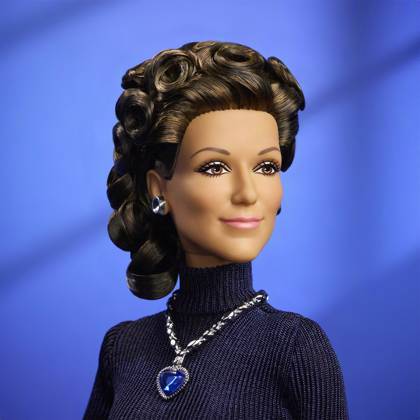 Céline Dion gets her own Barbie doll based on her 1998 Oscars look Céline Dion gets her own Barbie doll based on her 1998 Oscars look., , Toymaker Mattel has announced the legendary Canadian singer is being honored with a Barbie Signature doll., , Céline’s doll wears a long-sleeve navy-blue gown and a necklace inspired by the blue heart-shaped diamond necklace, capturing her look as My Heart Will Go On from movie blockbuster Titanic won Best Original Song at the 1998 Academy Awards., , Céline said: It is a true honor to join the Barbie legacy with a doll inspired by one of the most meaningful moments of my career., , I hope this doll inspires everyone to express themselves with confidence, follow their dreams and believe in the power of Copyright: xThexMegaxAgencyxMattelxInc Megax