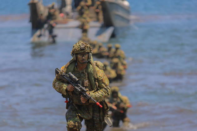 Indonesia-Australia Military Drill Australian Defense Force (ADF) personnel take part in a joint military exercise with the Indonesia Army at Banongan beach in Situbondo, Indonesia, on October 15, 2026. The exercise, named Keris Woomera 2026, is a form of diplomacy between Indonesia and Australia in the military field. The exercise is part of efforts to strengthen defense cooperation between Indonesia and Australia, particularly in addressing regional security challenges. Situbondo Indonesia  Copyright: xSuryantoxPutramudjix originalFilename: putramudji-notitle261015_npdgj.jpg