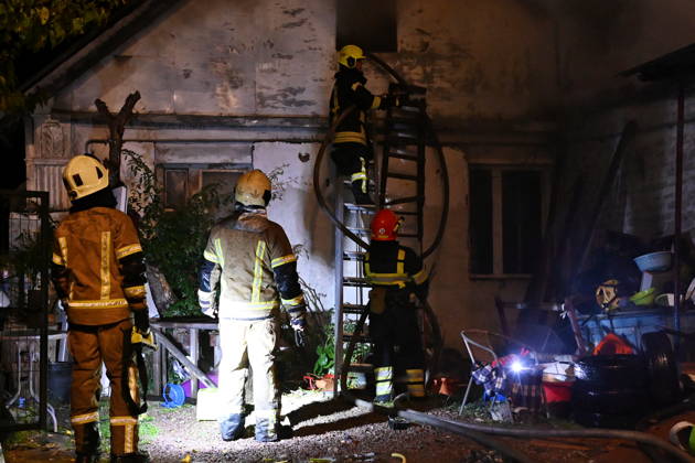 Russian Drone Attack On Kyiv, Ukraine Firefighters work at the scene of a fire at a private residential house in the Shevchenkivskyi district in Kyiv, Ukraine, on October 15, 2026, following the explosion of a jet-powered drone launched by Russia. Kyiv Ukraine  Copyright: xOleksandrxGusevx originalFilename: gusev-notitle261015_npTjw.jpg