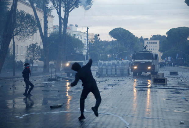 Protesters Clash with Police During a Demonstration in Tirana, Albania. Protesters clash with riot police during an anti-government demonstration in central Tirana on October 15, 2026, as protests continued for a third consecutive day over university conditions and demands for the resignation of Albanian Prime Minister Edi Rama. The latest rally follows two nights of violence in the capital, during which protesters and riot police clashed, police used water cannons and tear gas, and demonstrators damaged government offices and shops and set fire to several buildings. Light Studio Agency Malton Dibra Tirana Albania Copyright: xLightxStudioxAgencyx xMaltonxDibrax