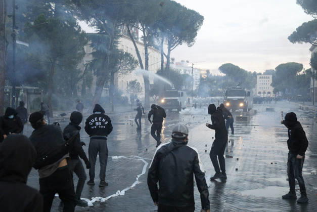 Protesters Clash with Police During a Demonstration in Tirana, Albania. Protesters clash with riot police during an anti-government demonstration in central Tirana on October 15, 2026, as protests continued for a third consecutive day over university conditions and demands for the resignation of Albanian Prime Minister Edi Rama. The latest rally follows two nights of violence in the capital, during which protesters and riot police clashed, police used water cannons and tear gas, and demonstrators damaged government offices and shops and set fire to several buildings. Light Studio Agency Malton Dibra Tirana Albania Copyright: xLightxStudioxAgencyx xMaltonxDibrax