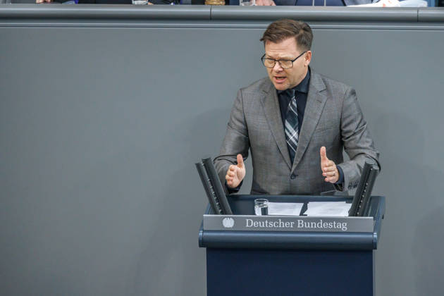 Bundestag: Carsten Schneider (SPD), Minister for the Environment, Climate Action, Nature Conservation, and Nuclear Safety, at the German Bundestag on October 16, 2026, in Berlin, Berlin, Berlin, Germany, Bundestag