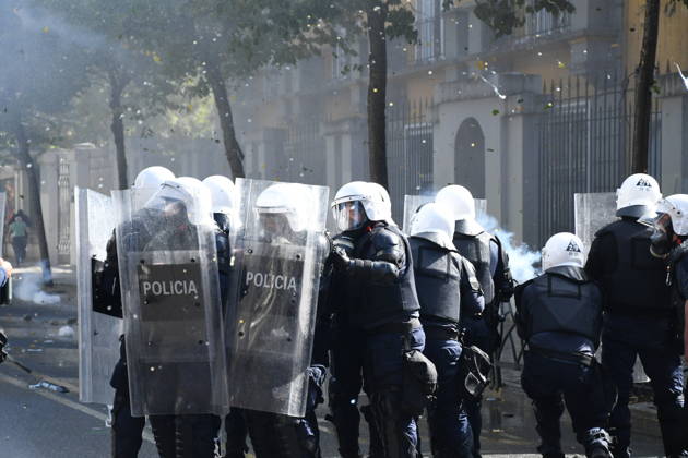 Demonstrations organized by students demanding improvements to their educational conditions continue in Albania TIRANA, ALBANIA - OCTOBER 16: Riot police deploy tear gas during clashes with student demonstrators protesting for improved educational conditions and lower fees in Tirana, Albania on October 16, 2026. Security forces intervened with tear gas and crowd-control measures after confrontations broke out near key government structures and university perimeters. Olsi Shehu Anadolu Tirana Albania. Editorial use only. Please get in touch for any other usage. Copyright: x2026xAnadoluxOlsixShehux