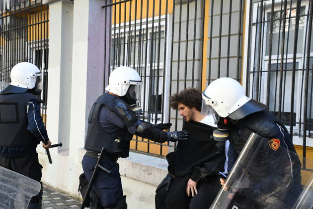 Demonstrations organized by students demanding improvements to their educational conditions continue in Albania TIRANA, ALBANIA - OCTOBER 16: Police officers render first aid to a student demonstrator who fell ill during intense clashes and tear gas deployment in Tirana, Albania on October 16, 2026. Protests demanding enhanced university educational conditions and financial relief saw escalating tension, during which police provided immediate medical assistance to affected individuals amidst heavy smoke and crowd dispersal operations. Olsi Shehu Anadolu Tirana Albania. Editorial use only. Please get in touch for any other usage. Copyright: x2026xAnadoluxOlsixShehux