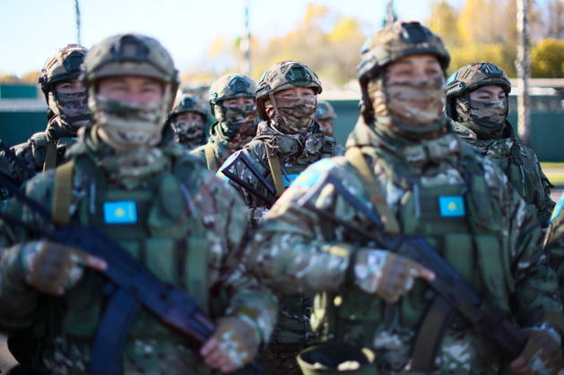 BELARUS - OCTOBER 16, 2026: Servicemen with the Armed Forces of Kazakhstan appear in the final live training phase of the Indestructible Brotherhood 2026 command-and-staff military exercise by the CSTO Peacekeeping Forces at the Losvido military training ground Belarus  - ZUMAt113 20261016_zaa_t113_283 Copyright: xMaximxMalinovskyx