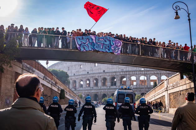 October 16, 2026, Rome, Rm, Italy: Thousands of students are taking to the streets to protest against the Meloni government™s education policies. The students™ demands include: No one is a foreigner; fund schools, not war; and no to the militarization of school. Rome Italy - ZUMAg256 20261016_znp_g256_019 Copyright: xMarcoxDixGianvitox