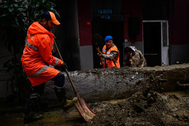 Gendarmerie teams support flood cleanup efforts in Istanbul ISTANBUL, TURKIYE - OCTOBER 16: Gendarmerie teams clear mud and debris from a flood-affected area in Sariyer as cleanup and repair efforts continue, on October 16, 2026 in Istanbul, Turkiye. The teams joined post-flood operations to help restore affected streets and support recovery work. Cem Tekkesinoglu Anadolu Istanbul Turkey. Editorial use only. Please get in touch for any other usage.  Copyright: x2026xAnadoluxCemxTekkesinoglux