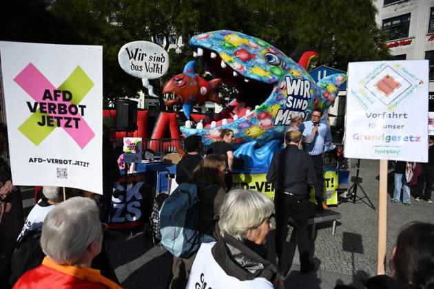 Rally calling for an AfD ban in Berlin BERLIN, GERMANY - OCTOBER 16: People take part in a rally near the Bundesrat calling for proceedings to ban the far-right Alternative for Germany (AfD) party and urge North Rhine-Westphalia Minister-President Hendrik Wüst to support their demand, as he is set to be elected President of the Bundesrat that day, in Berlin, Germany, on 16 October 2026. The rally is organized by the alliance NRW Appeal: AfD Ban Now , which reportedly collected more than 120,000 signatures in support of an AfD ban in North Rhine-Westphalia and is urging the Bundesrat to initiate proceedings before the Federal Constitutional Court to ban the party. Volodymyr Sindieiev Anadolu Berlin Germany. Editorial use only. Please get  Copyright: x2026xAnadoluxVolodymyrxSindieievx