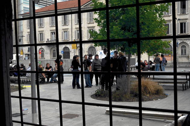 IPA89766357 - Milan, October 16, 2026: Student protest, occupation of the former morgue  Copyright: xMaurizioxMaulex xMaurizioxMaulex IPA89766357