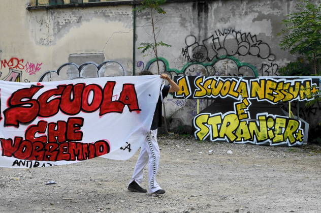 IPA89766274 - Milan, October 16, 2026: Student protest, occupation of the former morgue  Copyright: xMaurizioxMaulex xMaurizioxMaulex IPA89766274
