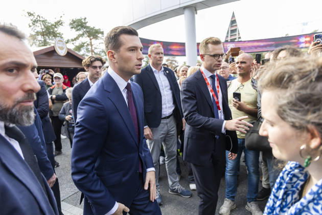 Paris, France October 16, 2026 - Paris Motor Show - Jordan Bardella RN, RASSEMBLEMENT NATIONAL, BARDELLA, SALON DE L AUTO, INDUSTRIE AUTOMOBILE, ECONOMIE, VOITURES,  Copyright: xVincentxIsorex