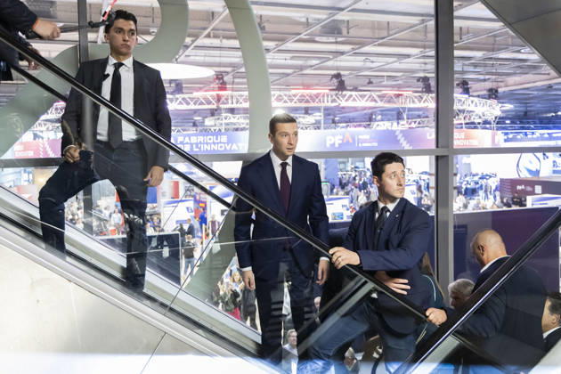 Paris, France October 16, 2026 - Paris Motor Show - Jordan Bardella RN, RASSEMBLEMENT NATIONAL, BARDELLA, SALON DE L AUTO, INDUSTRIE AUTOMOBILE, ECONOMIE, VOITURES, PEUGEOT  Copyright: xVincentxIsorex