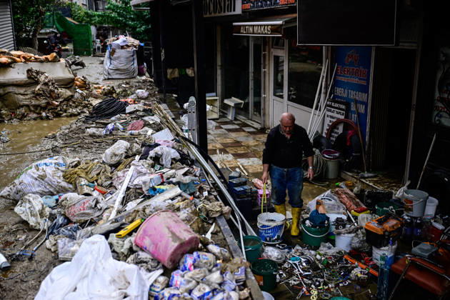 Cleanup and water drainage operations continue in Istanbul ISTANBUL, TURKIYE - OCTOBER 16: Local shopkeepers and residents clean mud, water, and debris from their shops and workplaces in the Ayazaga neighborhood of Sariyer district, Istanbul, Turkiye on October 16, 2026. Clean-up and water drainage operations continue uninterrupted following torrential rains on October 14 that inundated ground-floor businesses and disrupted local commerce across the district. Cem Tekkesinoglu Anadolu Istanbul Turkey. Editorial use only. Please get in touch for any other usage.  Copyright: x2026xAnadoluxCemxTekkesinoglux
