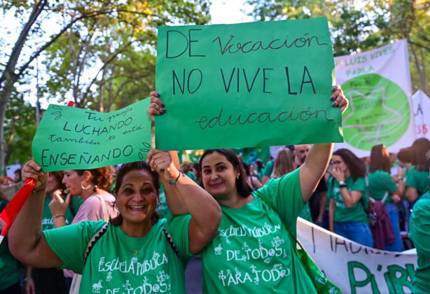 October 16, 2026, Madrid, Madrid, Spain: Teachers, students and members of the education community take part in a demonstration in Madrid, Spain, October 16, 2026, during an indefinite strike in the region s public education sector. Protesters are demanding higher salaries, smaller class sizes, reduced teaching hours and increased resources for public schools. The demonstration is held between Atocha and Puerta del Sol. Madrid Spain - ZUMAz108 20261016_znp_z108_019 Copyright: xRichardxZubelzux